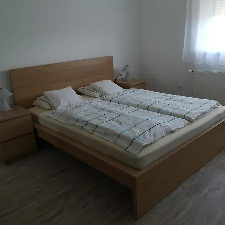 Livia - Apartamento